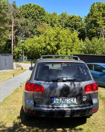 Volkswagen Touareg cena 22700 przebieg: 234000, rok produkcji 2004 z Miłosław małe 154